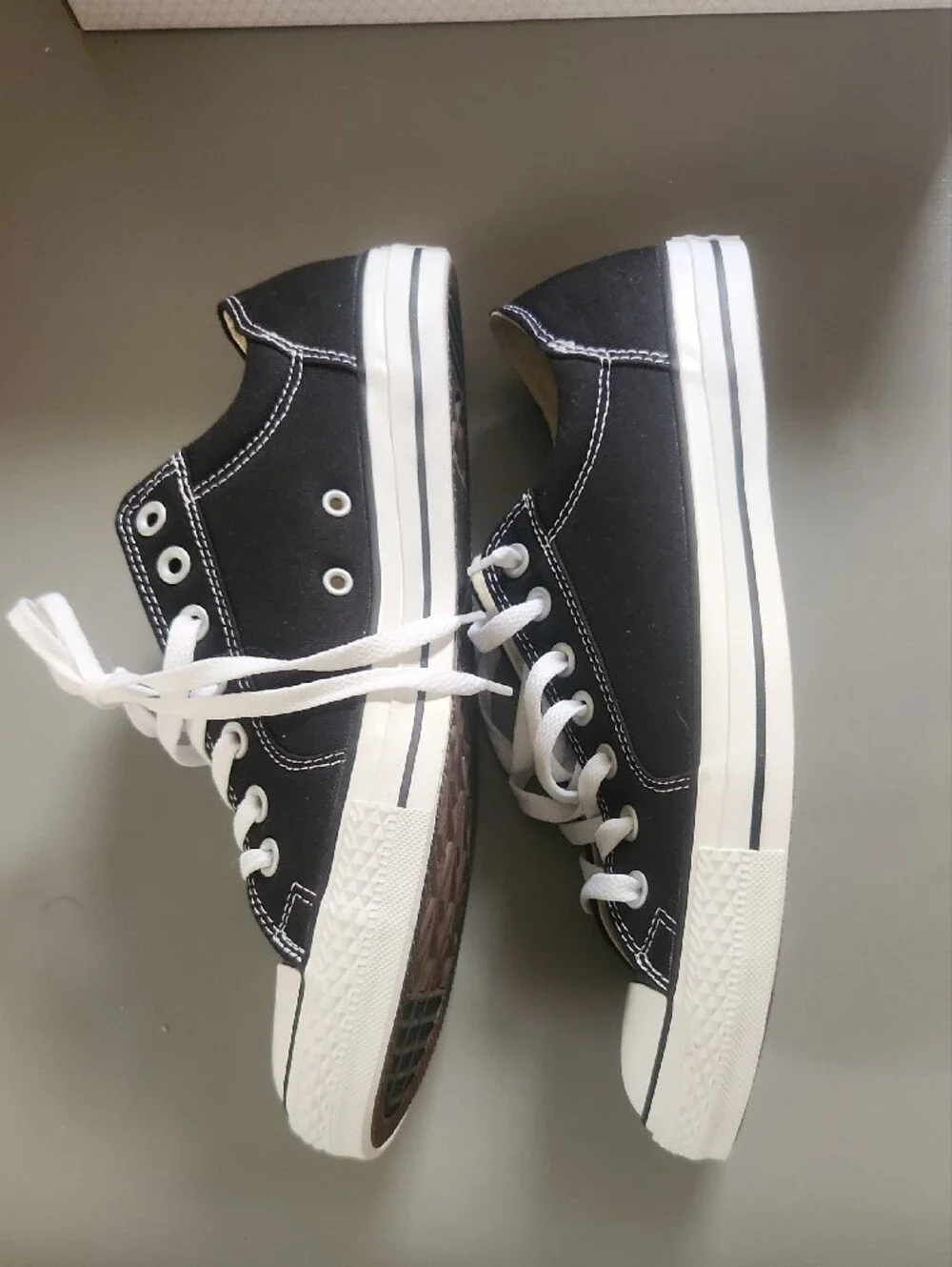 Converse Black and White Low Top Sneakers - Picture 2 of 3